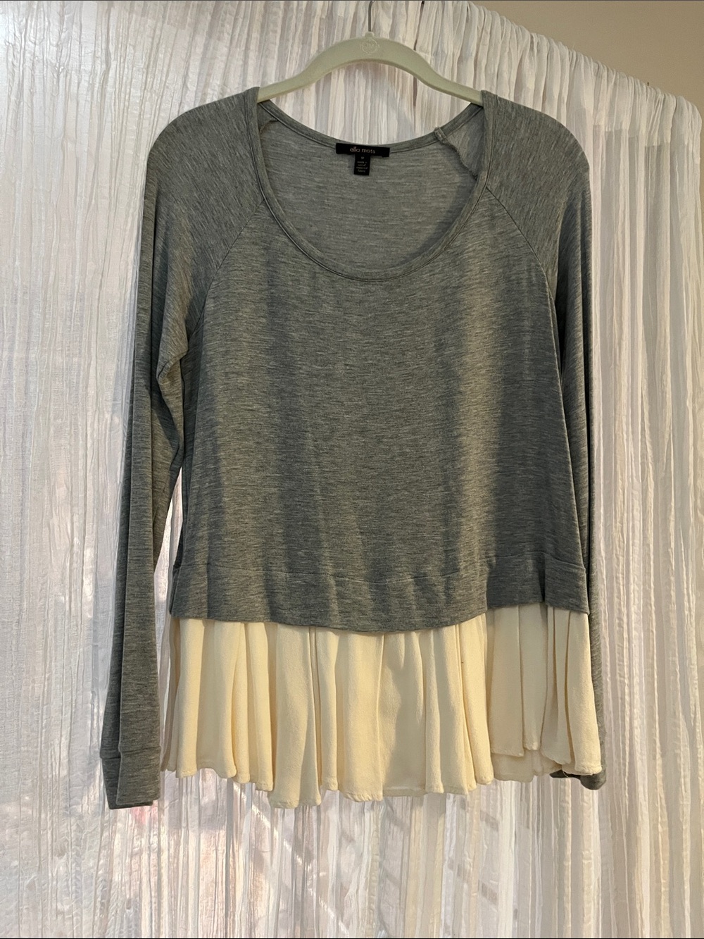 Ella Moss Gray Long-Sleeve Layered Top with Cream Ruffle